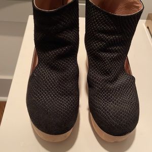 Free people Clogs 6.5